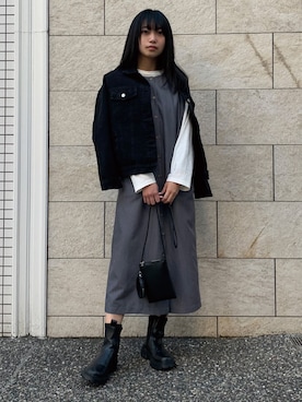 「CORNERS（コーナーズ）のYOGAプリントロンT（Tシャツ/カットソー）」を使った、ななさん（レディース・163cm）の春コーディネート