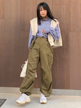 「CORNERS（コーナーズ）のサスペンダー付きカーゴパンツ（カーゴパンツ）」を使った、ななさん（レディース・163cm）の冬コーディネート