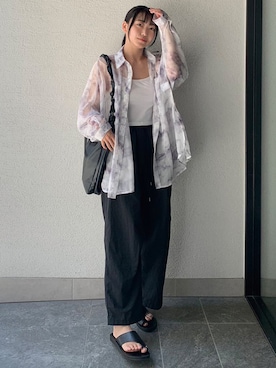 「CORNERS（コーナーズ）のカーブパンツ（スラックス）」を使った、ななさん（レディース・163cm）の夏コーディネート