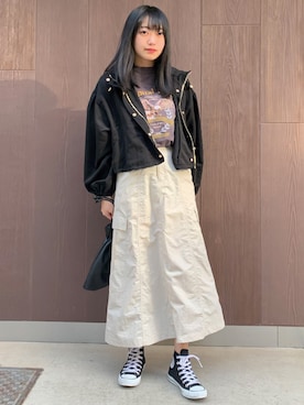 「CORNERS（コーナーズ）のアイテム（マウンテンパーカー）」を使った、ななさん（レディース・163cm）の冬コーディネート