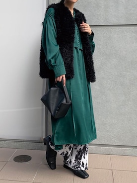 「ファー」｜「アイテム（シャツワンピース）」を使った、ななさん（レディース・163cm）の秋コーディネート
