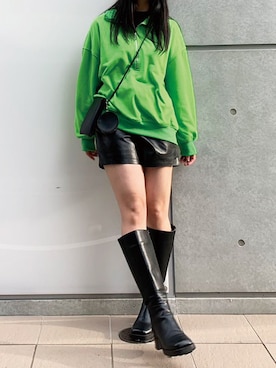 「CORNERS（コーナーズ）のYOGAプリントロンT（Tシャツ/カットソー）」を使った、ななさん（レディース・163cm）の秋コーディネート