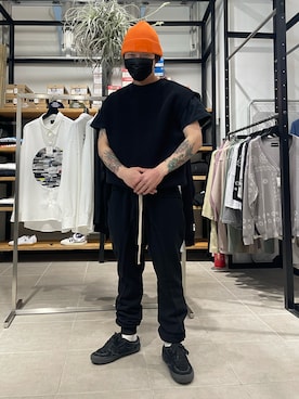 「DANKE SCHON（ダンケシェーン）のアイテム（パンツ、ブラック系）」を使った、natsushiさん（メンズ・175cm）の冬コーディネート