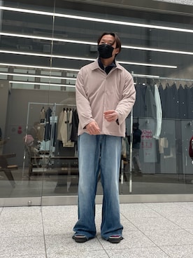 「DANKE SCHON（ダンケシェーン）のアイテム（シャツ/ブラウス、ピンク系）」を使った、natsushiさん（メンズ・175cm）の冬コーディネート