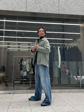 「DANKE SCHON（ダンケシェーン）のアイテム（トップス、グレー系）」を使った、natsushiさん（メンズ・175cm）の冬コーディネート