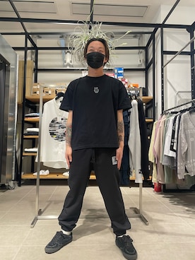「RASSVET / PACCBET（ラスベート）のアイテム（パンツ、ブラック系）」を使った、natsushiさん（メンズ・175cm）の冬コーディネート