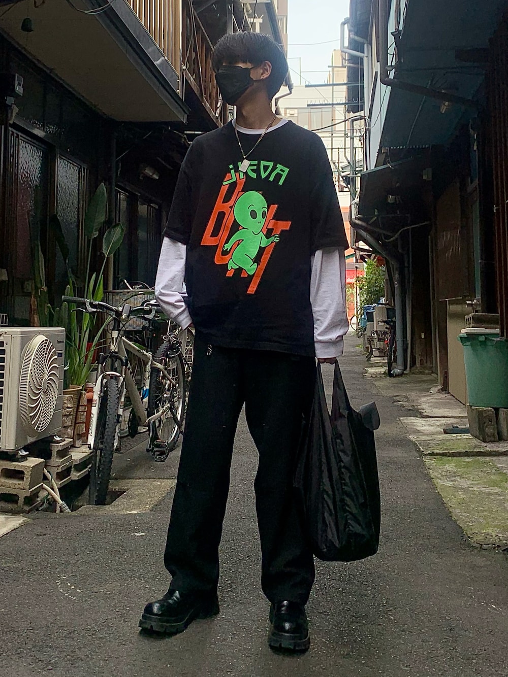 Shaun the deepさんの「2022春夏 ALIEN TEE（Jieda）」を使ったコーディネートの1枚目の写真