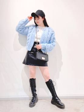 「blue」｜「アイテム（ニット/セーター）」を使った、ゆずさん（レディース・155cm）の秋コーディネート