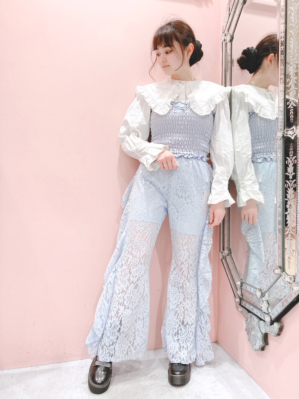 lilLilly（リルリリー）の「フリルビッグセーラーカラーシャツ