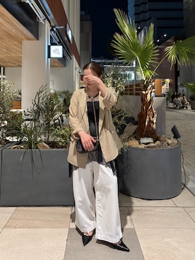 「LOUNGEDRESS（ラウンジドレス）のリネンライクシアージャケット（テーラードジャケット、ベージュ系）」を使った、linaさん（レディース・156cm）の春コーディネート