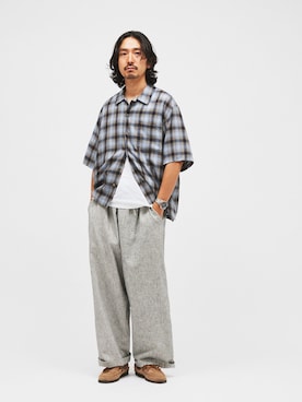 「JOURNAL STANDARD（ジャーナルスタンダード）のキュプラ オンブレ チェック レギュラー シャツ（シャツ/ブラウス、グレー系）」を使った、syuさん（メンズ・174cm）の春コーディネート