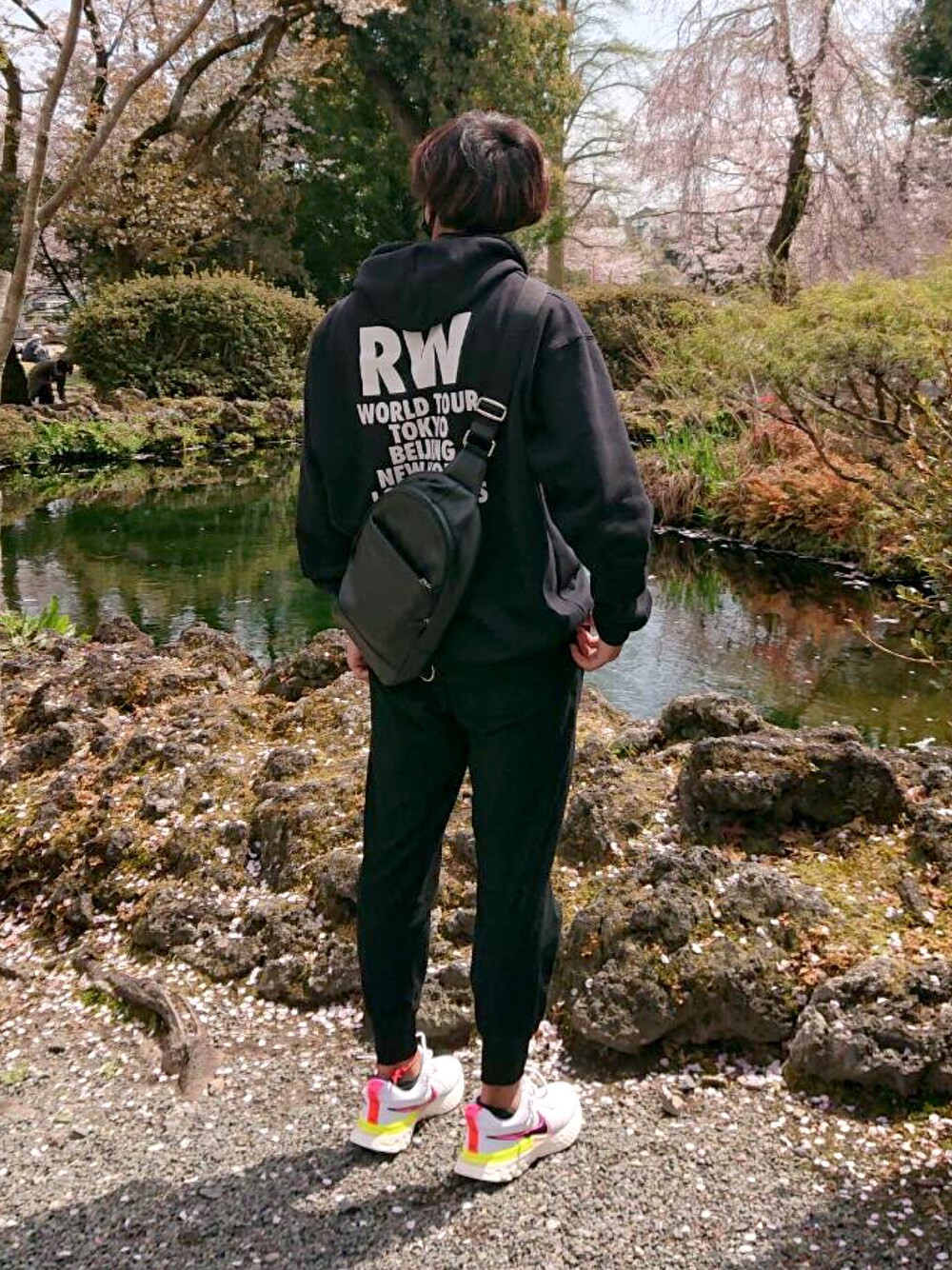 hide｜RADWIMPSのパーカーを使ったコーディネート - WEAR