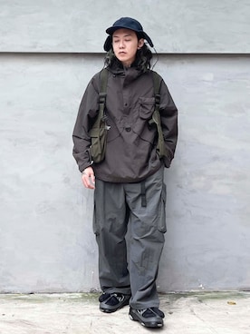 「BEAMS（ビームス）のアイテム（サンダル）」を使った、ffflea👾さん（メンズ・178cm）の秋コーディネート