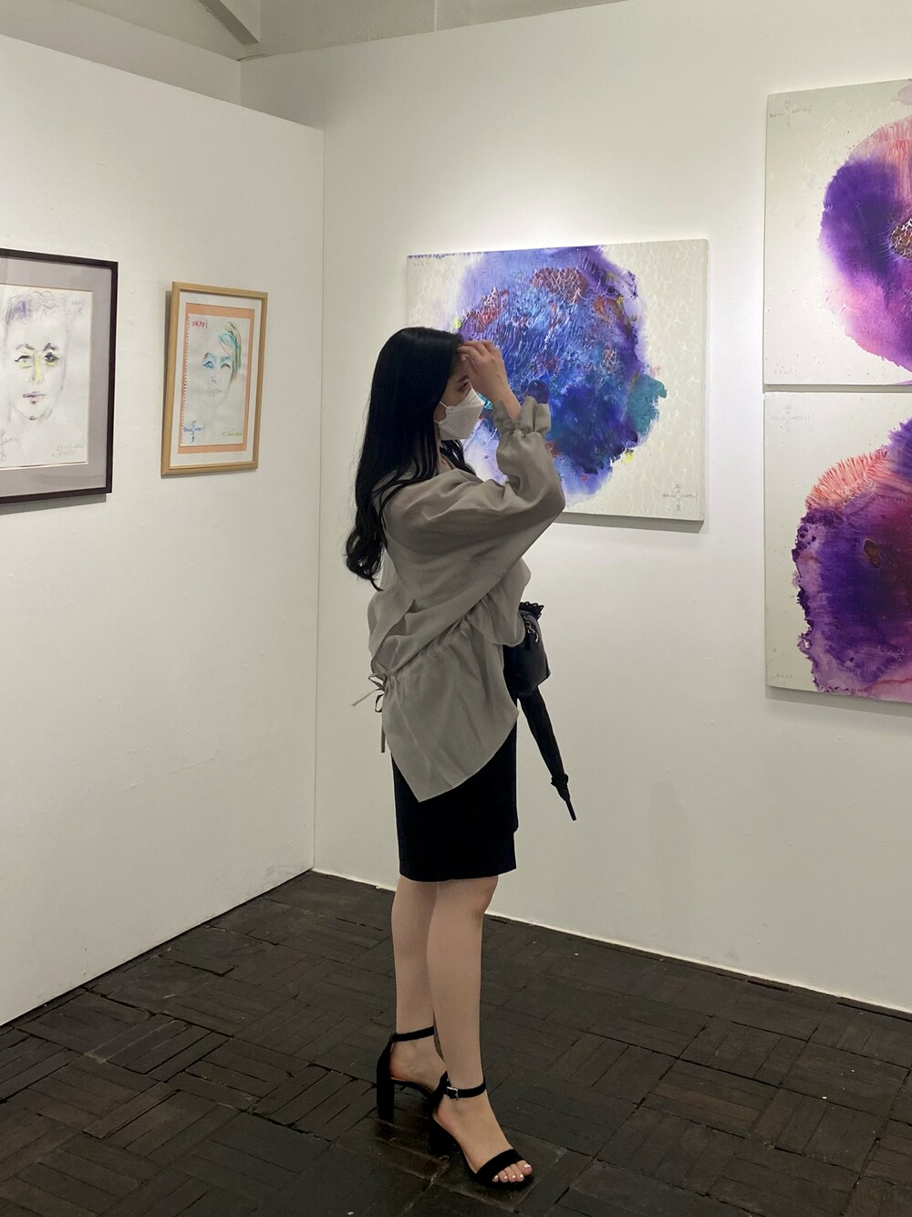 「シンプルコーデ、きれいめカジュアル、パンツスタイル、ブラックコーデ、GUコーデ、低身長、ブルベ冬、骨格ストレート」｜「GUのアイテム（サンダル、ブラック系）」を使った、Horiuchi Yunaさん（レディース・155cm）の夏コーディネートの1枚目の写真