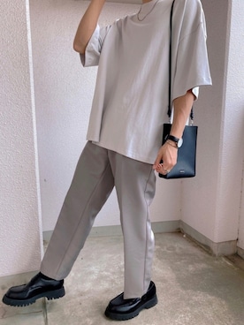 「remer（リメール）のloose basic Tee/ルーズベーシックT（Tシャツ/カットソー、グレー系）」を使った、たくみ さん（メンズ・174cm）の夏コーディネート