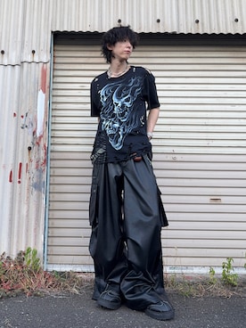 「黒Tシャツ」｜ともき / 畳屋さんさん（メンズ・174cm・20代）の夏コーディネート