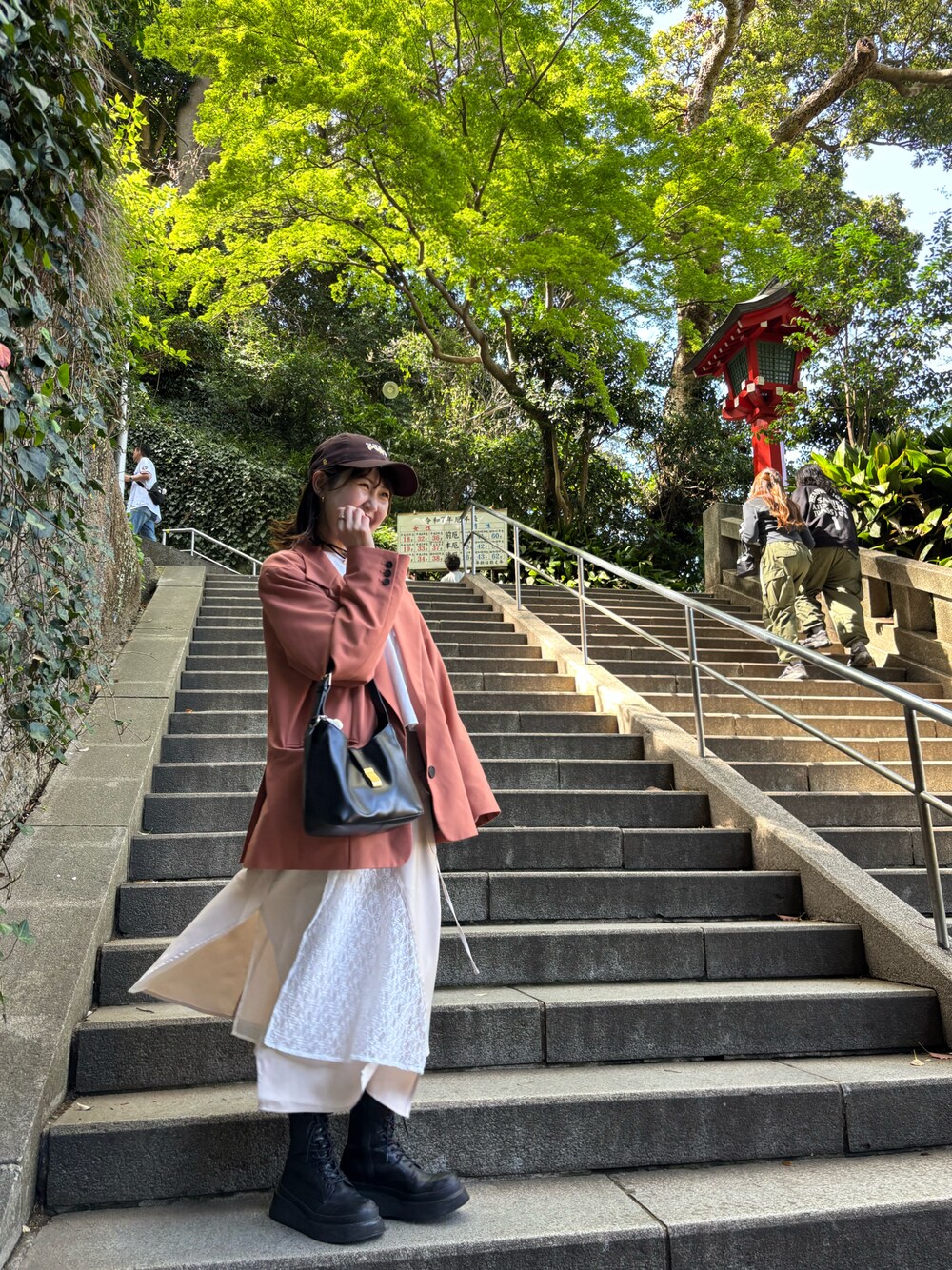 「jumelleのlace layered skirt（スカート、ホワイト系）」を使った、みきさん（骨格ウェーブ・レディース・157cm）の春コーディネートの1枚目の写真