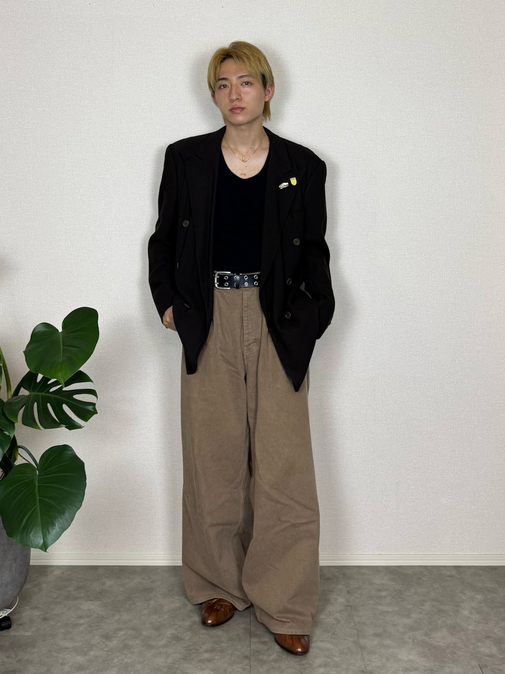 organic FOXbrown denim trousers fitを使った人気ファッション