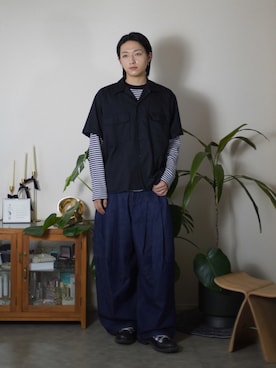 「Saturdays NYC（サタデーズ ニューヨークシティ ）のRobert P. Miller x Saturdays NYC CVC BD LS（Tシャツ/カットソー、ホワイト系）」を使った、kenさん（メンズ・173cm）の春コーディネート