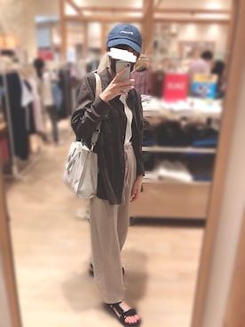 「frames RAY CASSIN（フレームスレイカズン）のアイテム（パンツ）」を使った、shimaさん（レディース・168cm）の夏コーディネート