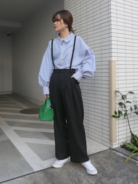 「アイテム（音楽/本・雑誌、ホワイト系）」を使った、あかねさん（レディース・164cm）の冬コーディネート