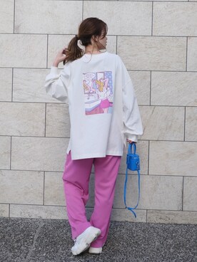 「春カラー」｜「アイテム（音楽/本・雑誌）」を使った、あかねさん（レディース・164cm）の春コーディネート