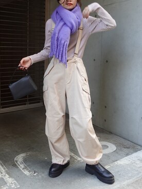 「CORNERS（コーナーズ）のサスペンダー付きカーゴパンツ（カーゴパンツ）」を使った、あかねさん（レディース・164cm）の秋コーディネート
