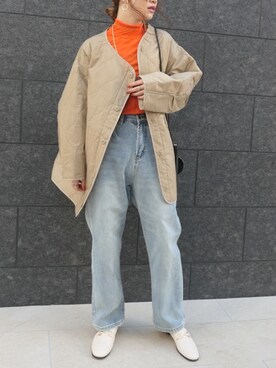 「タートルネック」｜「アイテム（音楽/本・雑誌）」を使った、あかねさん（レディース・164cm）の春コーディネート