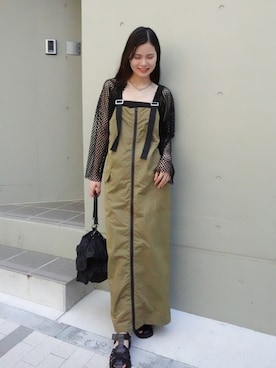 「フェスコーデ」｜「アイテム（ジャンパースカート）」を使った、あかねさん（レディース・164cm）の夏コーディネート