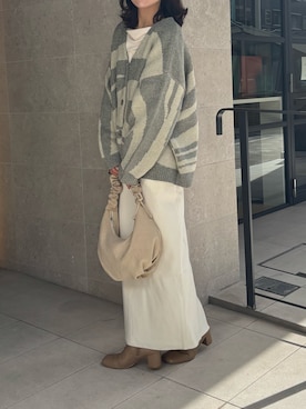 「CORNERS（コーナーズ）のアイテム（ショルダーバッグ）」を使った、あかねさん（レディース・165cm）の秋コーディネート
