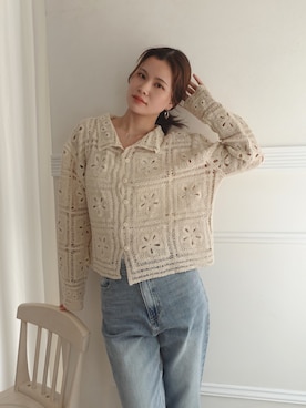 「CORNERS（コーナーズ）のデニムスリムストレートスリットパンツ（デニムパンツ、ブルー系）」を使った、あかねさん（レディース・165cm）の春コーディネート