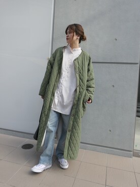 「アイテム（音楽/本・雑誌、ホワイト系）」を使った、あかねさん（レディース・164cm）の冬コーディネート
