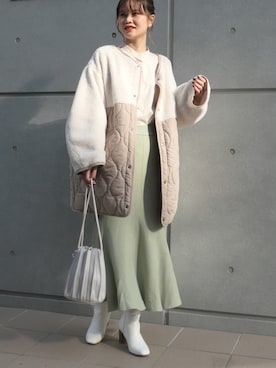 「プリーツバッグ」｜「アイテム（ジャケット/アウター）」を使った、あかねさん（レディース・164cm）の冬コーディネート