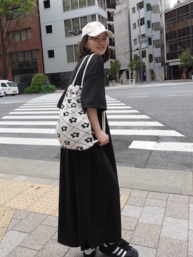 「アイテム（バックパック/リュック）」を使った、あかねさん（レディース・164cm）の春コーディネート