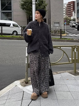 「アイテム（ボストンバッグ）」を使った、サエさん（レディース・159cm・20代）の秋コーディネート