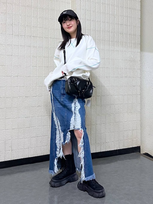 PAGEBOY新宿ルミネエスト店サエさんのデニムスカートを使った  