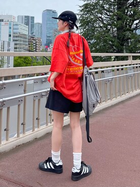 「PBLIM（ページボーイリム）のアイテム（バックパック/リュック）」を使った、サエさん（レディース・159cm）の春コーディネート