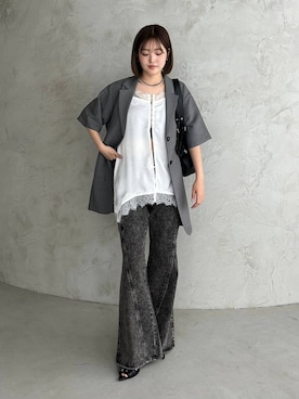 「PAGEBOY（ページボーイ）のスリムレッグフレアデニム【4color/4size】（デニムパンツ、ブラック系）」を使った、サエさん（レディース・159cm）の春コーディネート