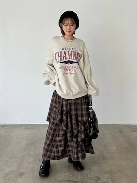 「おでかけ」｜「アイテム（スウェット）」を使った、サエさん（レディース・159cm）の冬コーディネート