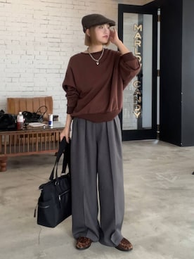 「アイテム（ボストンバッグ）」を使った、サエさん（レディース・159cm）の秋コーディネート
