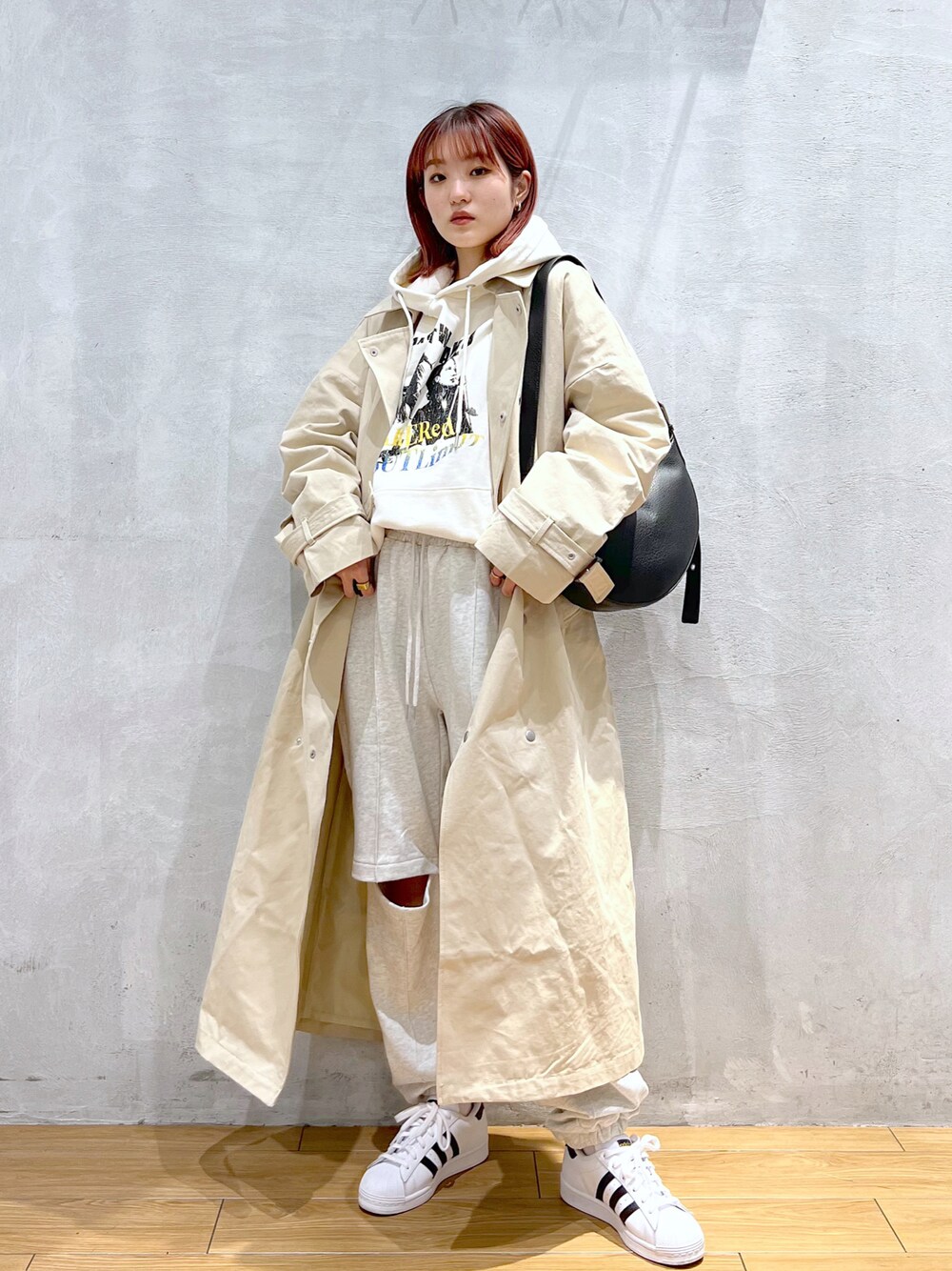 PAGEBOYLIM/ルーズトレンチコートを使った人気ファッション