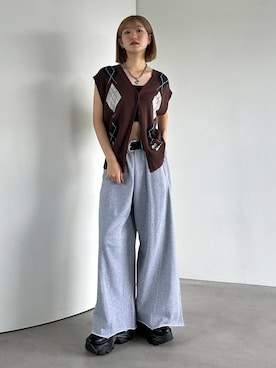 「アイテム（スウェットパンツ）」を使った、サエさん（レディース・159cm・20代）の夏コーディネート