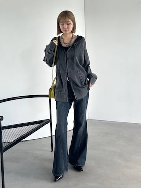 「アイテム（パーカー）」を使った、サエさん（レディース・159cm）の夏コーディネート