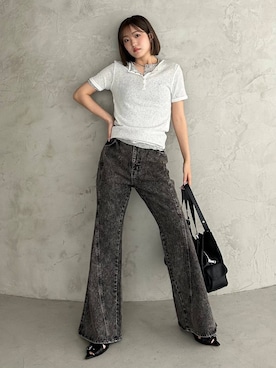 「PAGEBOY（ページボーイ）のスリムレッグフレアデニム【4color/4size】（デニムパンツ、ブラック系）」を使った、サエさん（レディース・159cm）の春コーディネート
