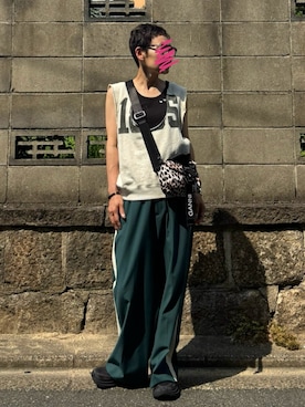 「SLOBE IENA（スローブイエナ）のライントラックパンツ（スラックス）」を使った、MAKIさん（レディース・154cm・40代）の夏コーディネート