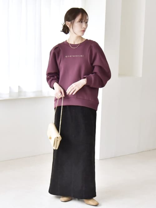 セール】quaranciel:〈洗濯機可能〉スタッズ ロゴ ダンボール