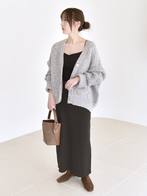 quaranciel: Vカット スクエアトゥ ショート ブーツ（ブーツ