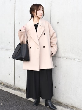 「アイテム（ピーコート）」を使った、穂坂さん（レディース・156cm）の冬コーディネート