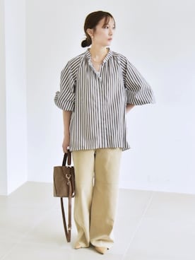 「quaranciel（カランシエル）のquaranciel: 2way コンビ バケツ ショルダーバッグ × フェイクファー 巾着（ショルダーバッグ）」を使った、穂坂さん（レディース・156cm）の秋コーディネート