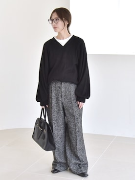 「アイテム（トートバッグ）」を使った、穂坂さん（レディース・156cm）の秋コーディネート